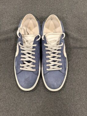 Oliver Cabell Blue Leather Low-Top Sneakers with Signature Brand Logo